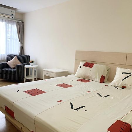 Charming Resident At Ekkamai From Studio Unit Up To 2 Bedroom Apartment 방콕 외부 사진